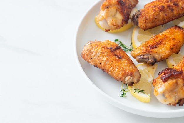 Fried lemon pepper chicken wings