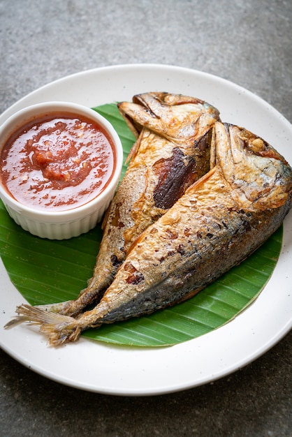 Fried mackerel fish with spicy shrimp paste sauce