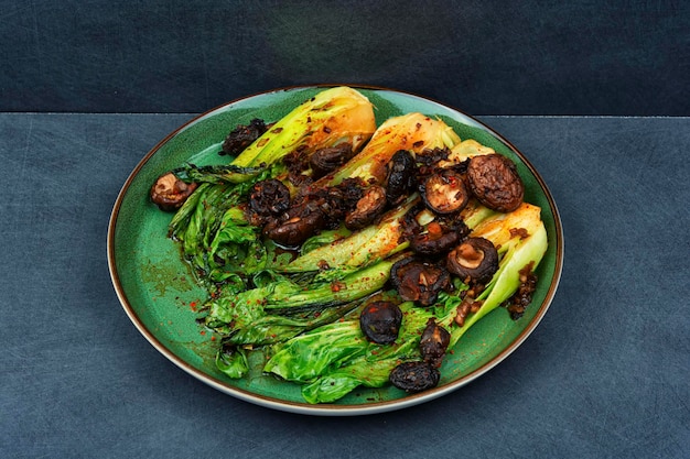 Fried Pak Choi and chinese mushroom