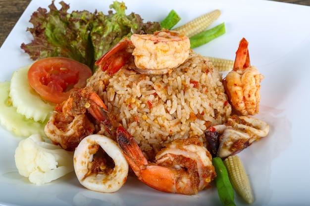 Fried rice with seafood