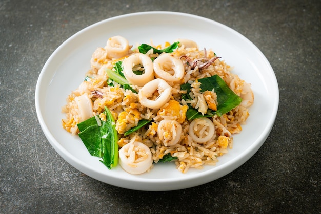 Fried rice with squid or octopus