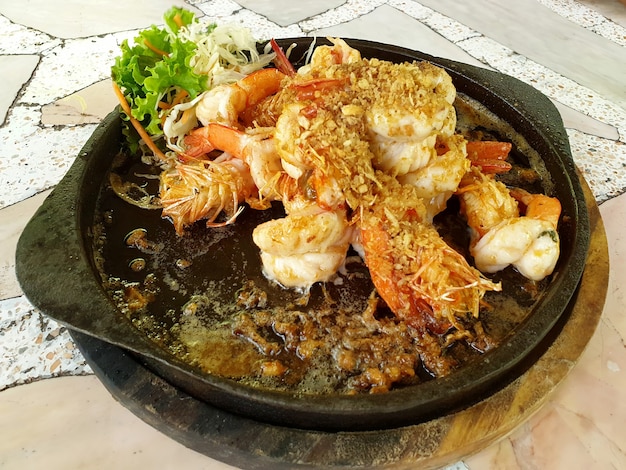 Fried Shrimp with Garlic and Pepper on hot pan