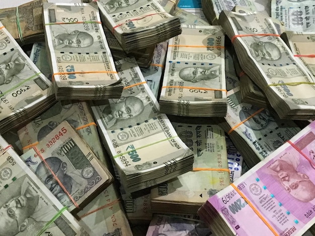 Photo full frame shot of bundled rupees