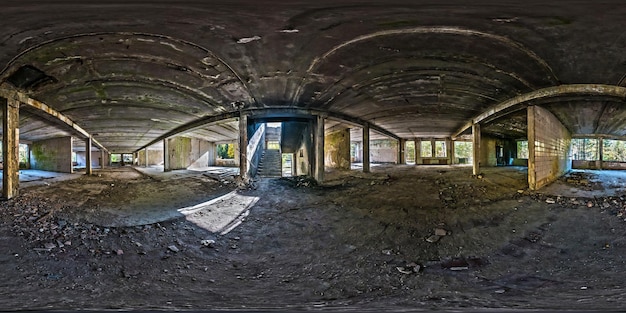 Photo full spherical seamless hdri panorama 360 degrees angle view concrete structures abandoned unfinished building 360 panorama in equirectangular equidistant projection vr ar content