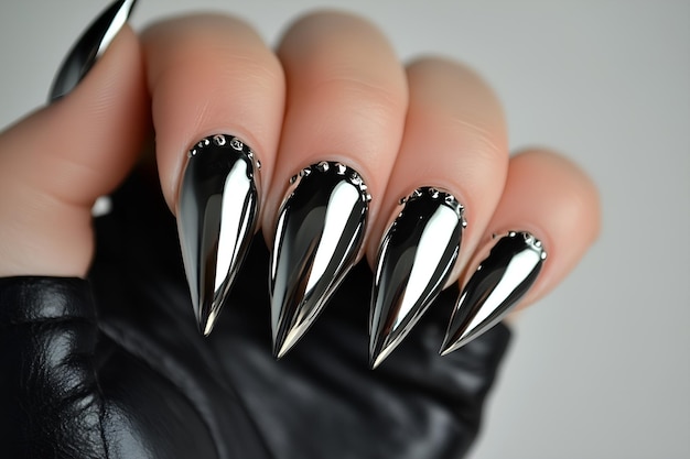 Photo futuristic manicure with chrome nails details and 3d accents y3k fashion future