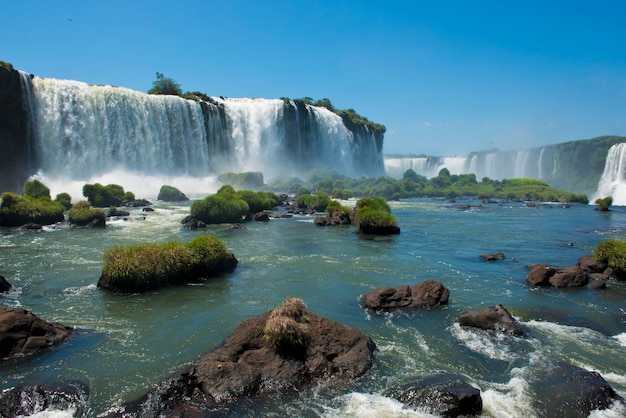 Garganta del diablo at the iguazu falls