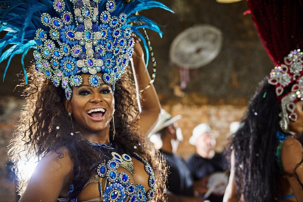 Get ready for an electrifying performance Portrait of a samba dancer performing in a carnival