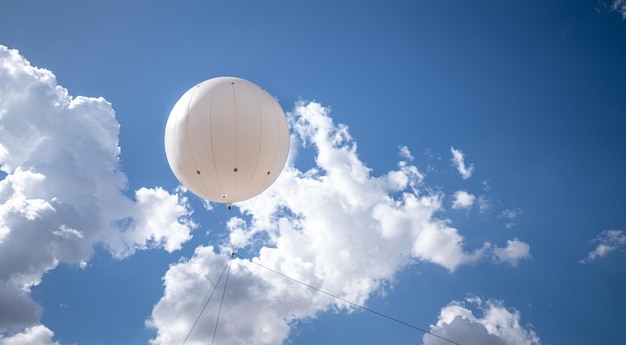 Giant inflatable white balloon suitable for advertising with brand logo Brand anniversary