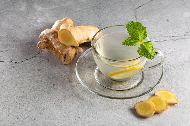 Ginger tea with Sicilian lemon and mint