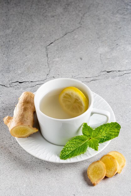 Ginger tea with Sicilian lemon and mint