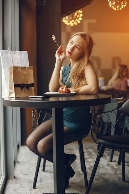 girl with dessert