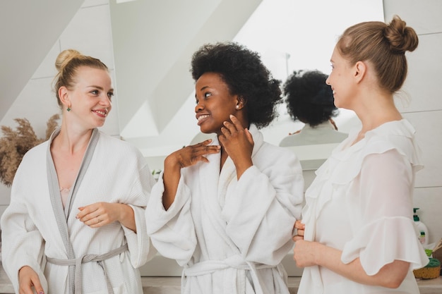 The girlfriends have a great time in the spa