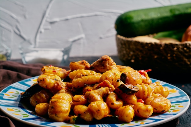 Gnocchi with chicken and vegetables