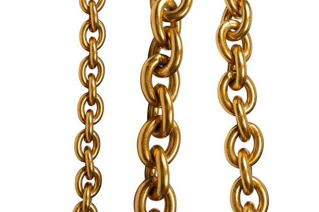 Photo golden chain isolated on white background