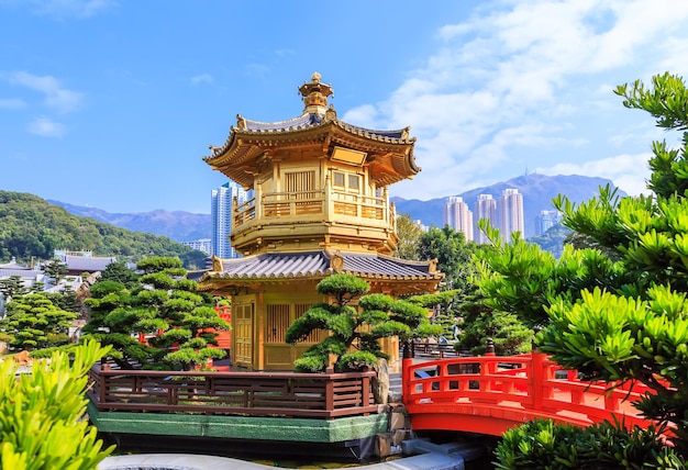 Photo golden pavilion of absolute perfection in nan lian garden in chi lin nunnery hong kong china