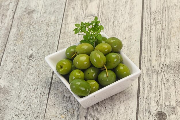 Green Campo Real olives in the bowl