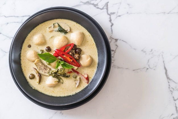 green curry with fish ball