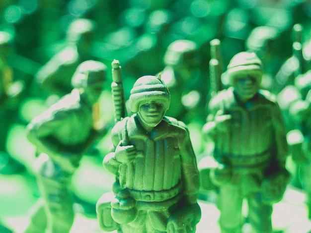 green plastic toy soldiers 