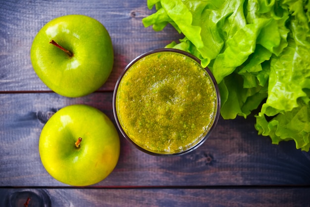 Green smoothie in glass