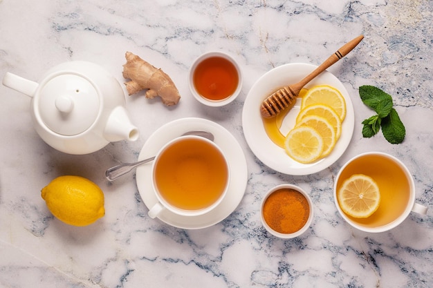 Green tea with lemon and honey Immunity boosting and cold remedies