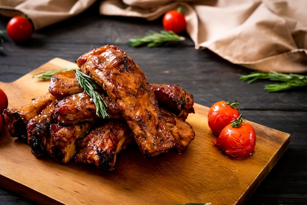 grilled barbecue pork ribs