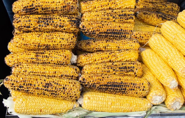 Grilled Corns on the cob kernels peeled