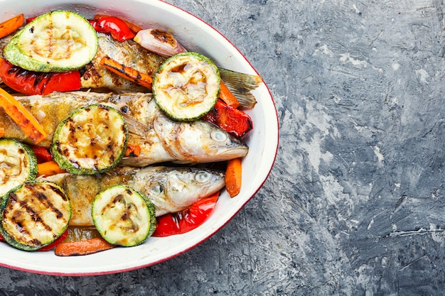 Grilled fish with vegetable