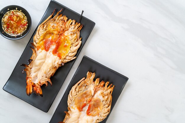 Grilled Fresh Giant River Prawn with Spicy Seafood Dipping Sauce