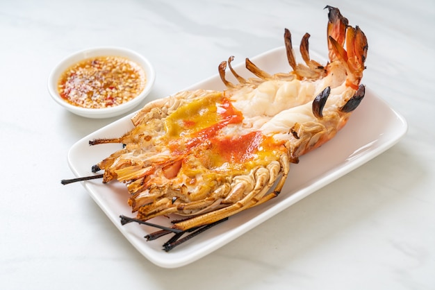 Grilled Fresh Giant River Prawn with Spicy Seafood Dipping Sauce