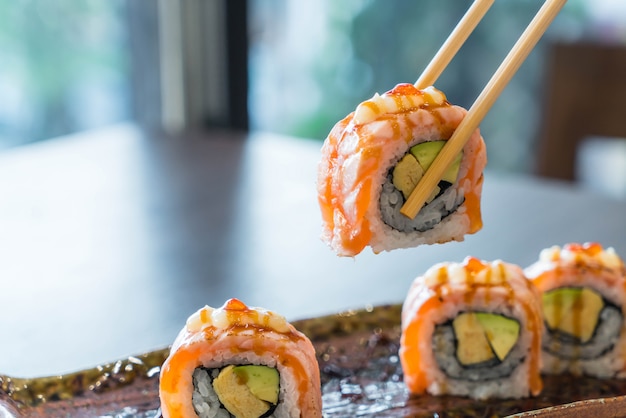 grilled salmon sushi roll