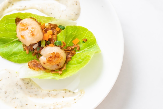 grilled scallops shell 