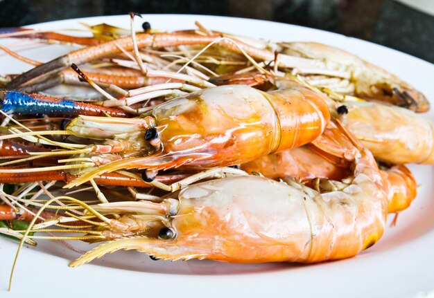 Grilled shrim ready to be serve