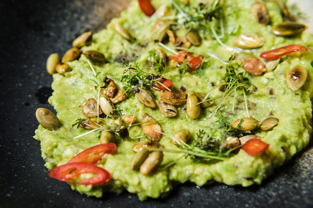 Guacamole with roasted peanuts