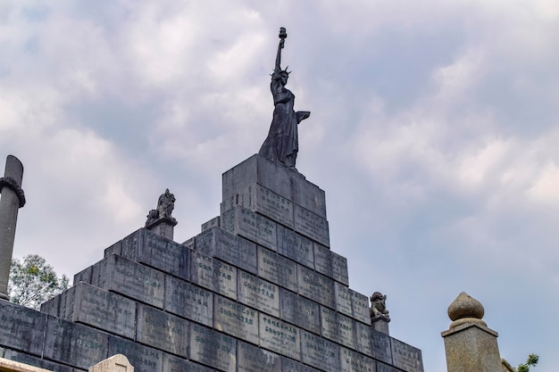 Guangzhou Huanghuagang 72 Martyrs Cemetery The Statue of Liberty watches over the tomb