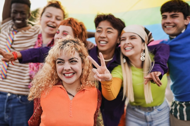 Photo happy diverse people having fun at lgbt pride parade