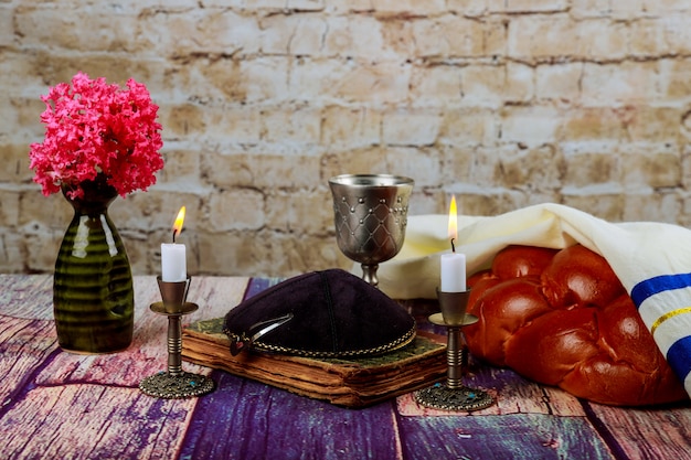 Photo havdala ceremony at the end of jewish saturday