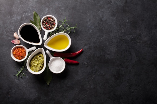 Herbs condiments and spices