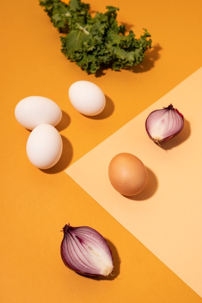 High angle eggs and onion arrangement