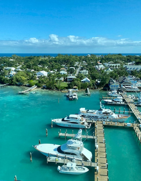 Photo high angle view of marina