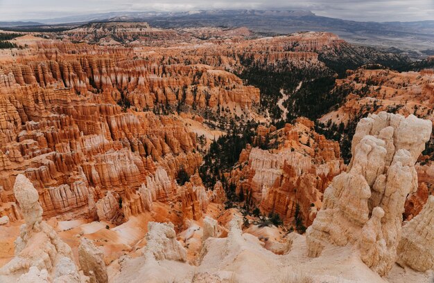 Photo high angle view of rock formations