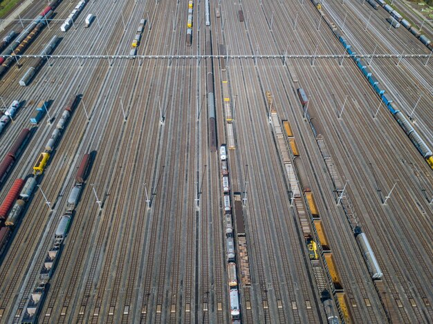 Photo high angle view of vehicles on road in city