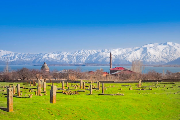 The history of Ahlat Selcuk Cemetery dates back 1000 years