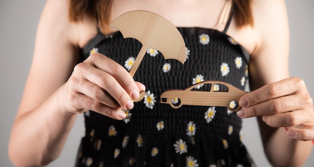 Holding umbrella cover car