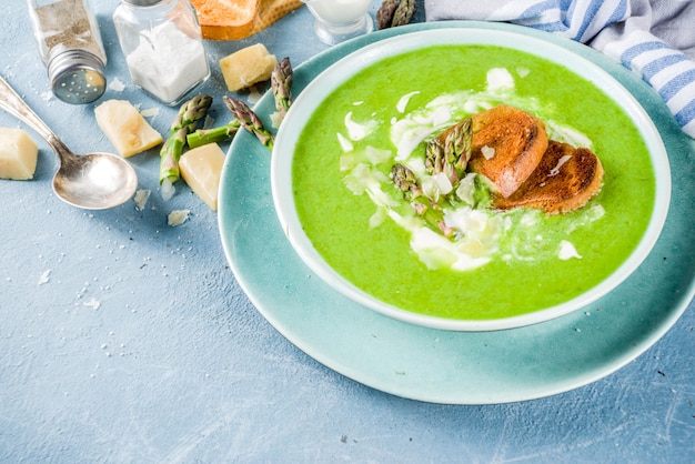 Homemade asparagus cream soup