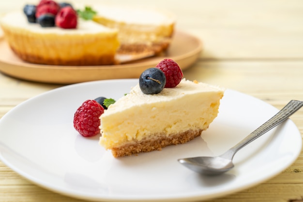 Homemade cheesecake with raspberries and blueberries 