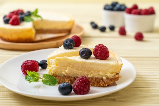 Homemade cheesecake with raspberries and blueberries 