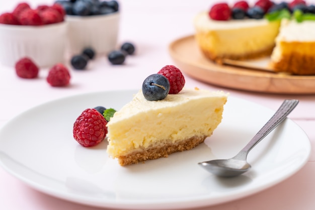 Homemade cheesecake with raspberries and blueberries 