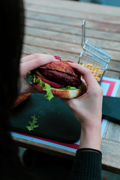 Homemade hamburger with fresh vegetables