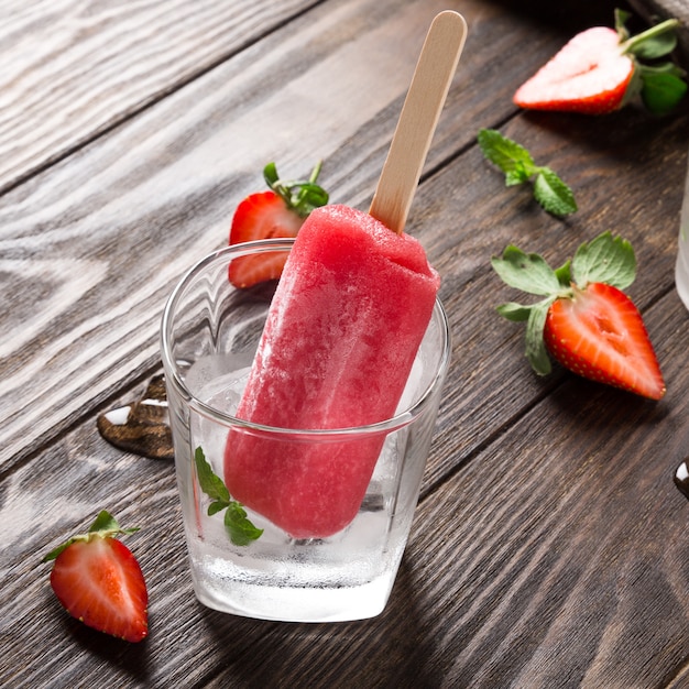 Homemade strawberry popsicles