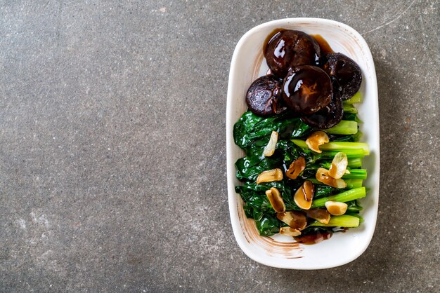 Hong Kong Kale stir fried in oyster sauce